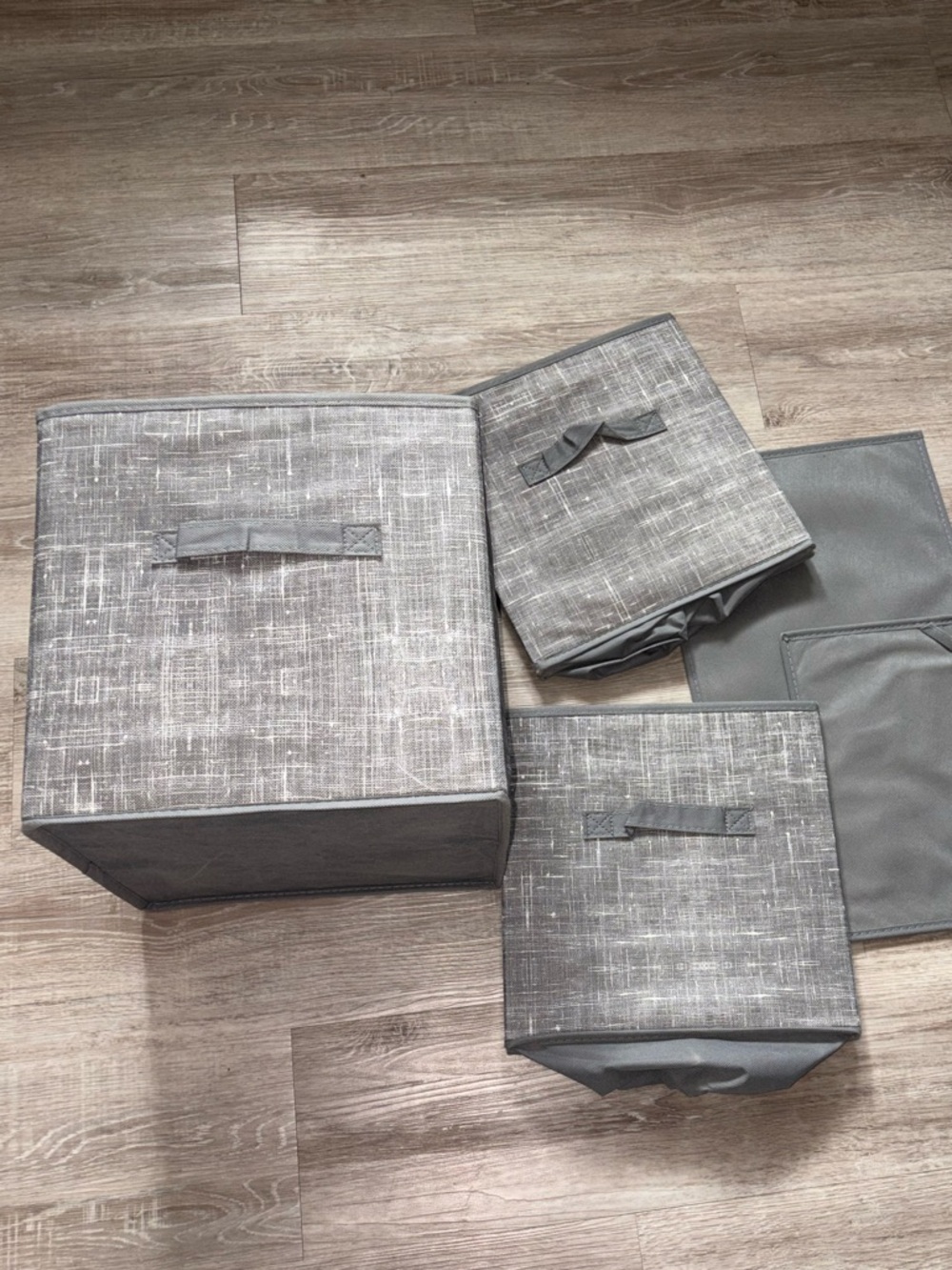๐ฅ2/$33๐ฅ 3 Gray Fabric Collapsible Storage Bins with Handle